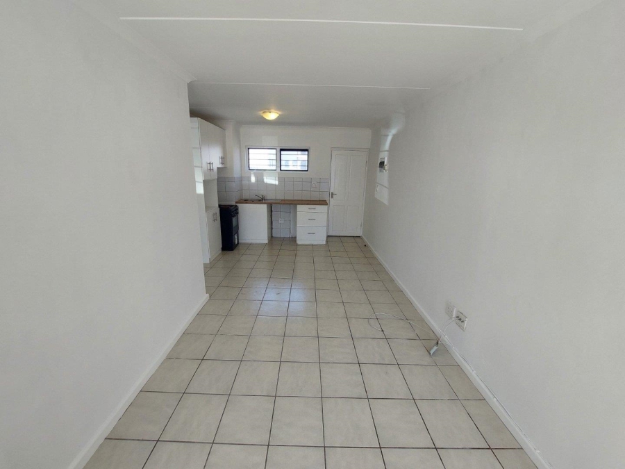 1 Bedroom Property for Sale in Maitland Western Cape